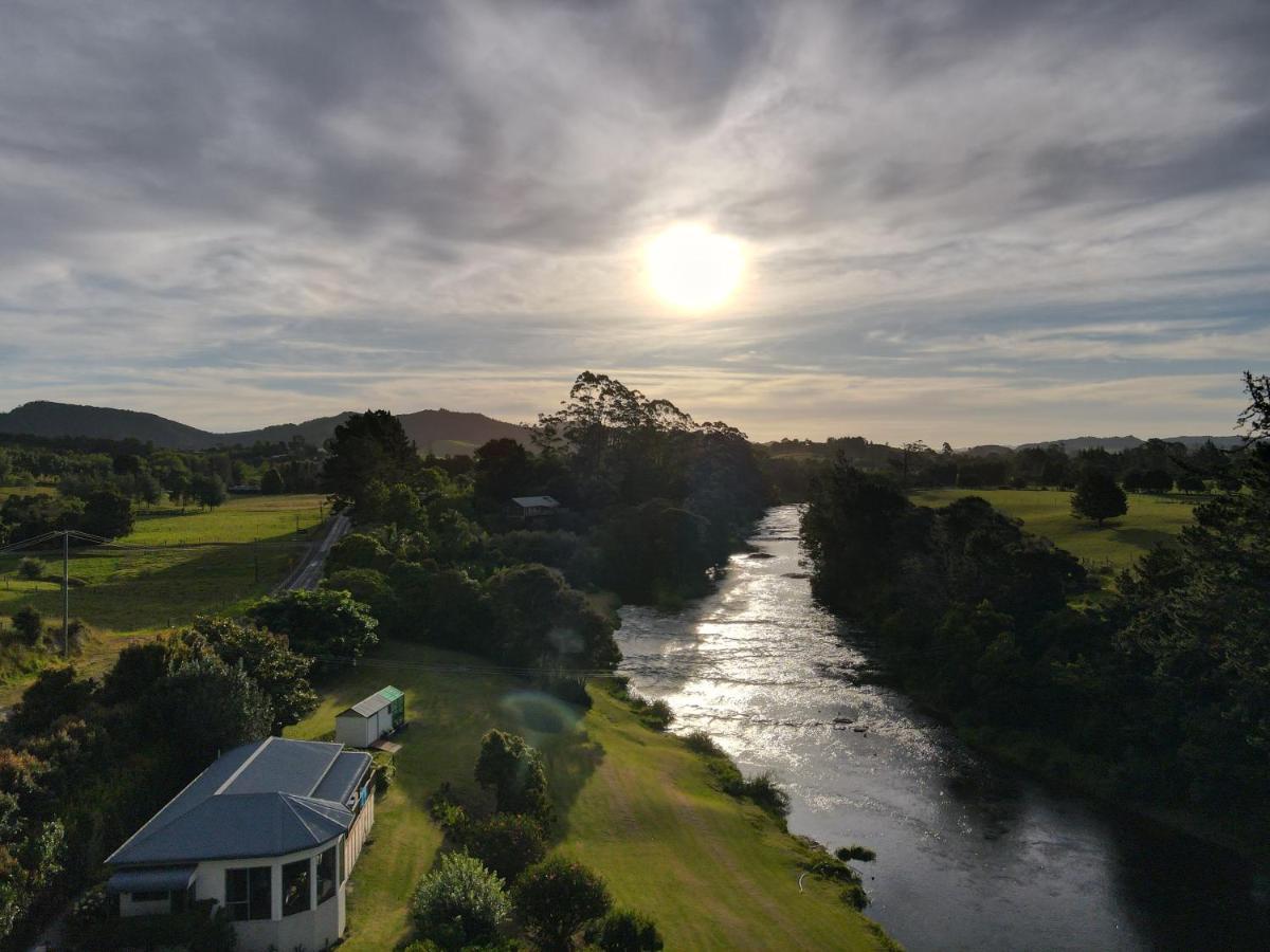 Te Awa Lodge ไปเฮีย ภายนอก รูปภาพ