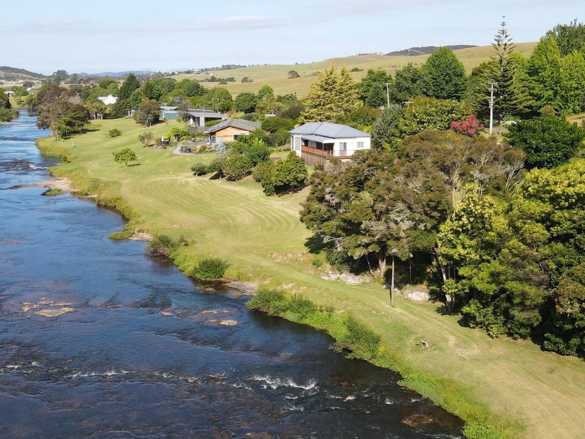 Te Awa Lodge ไปเฮีย ภายนอก รูปภาพ