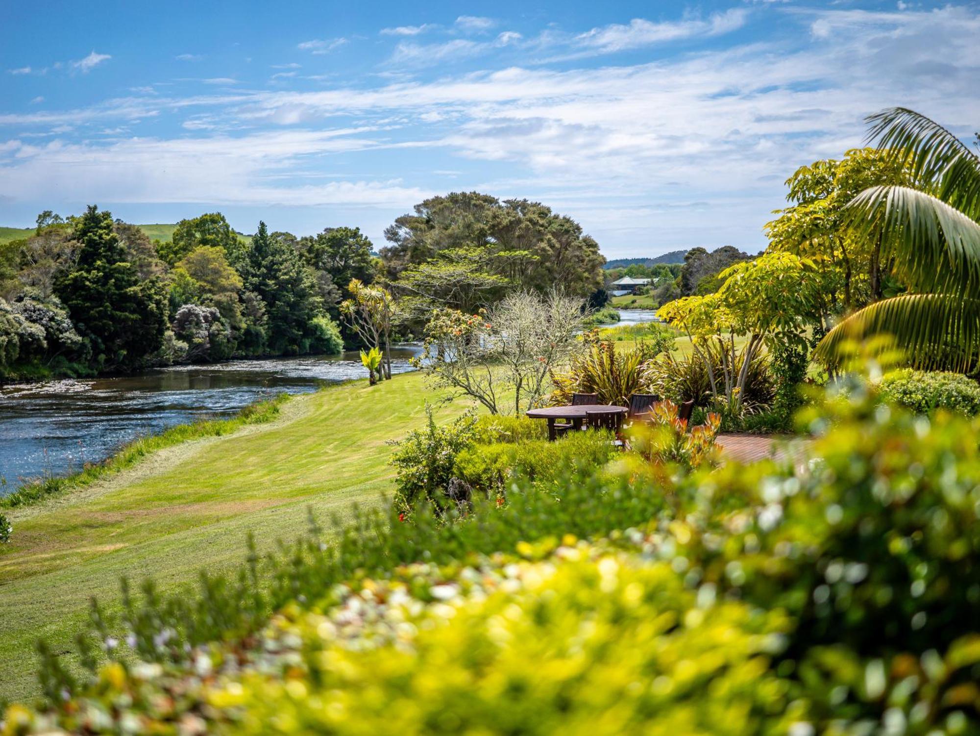 Te Awa Lodge ไปเฮีย ภายนอก รูปภาพ