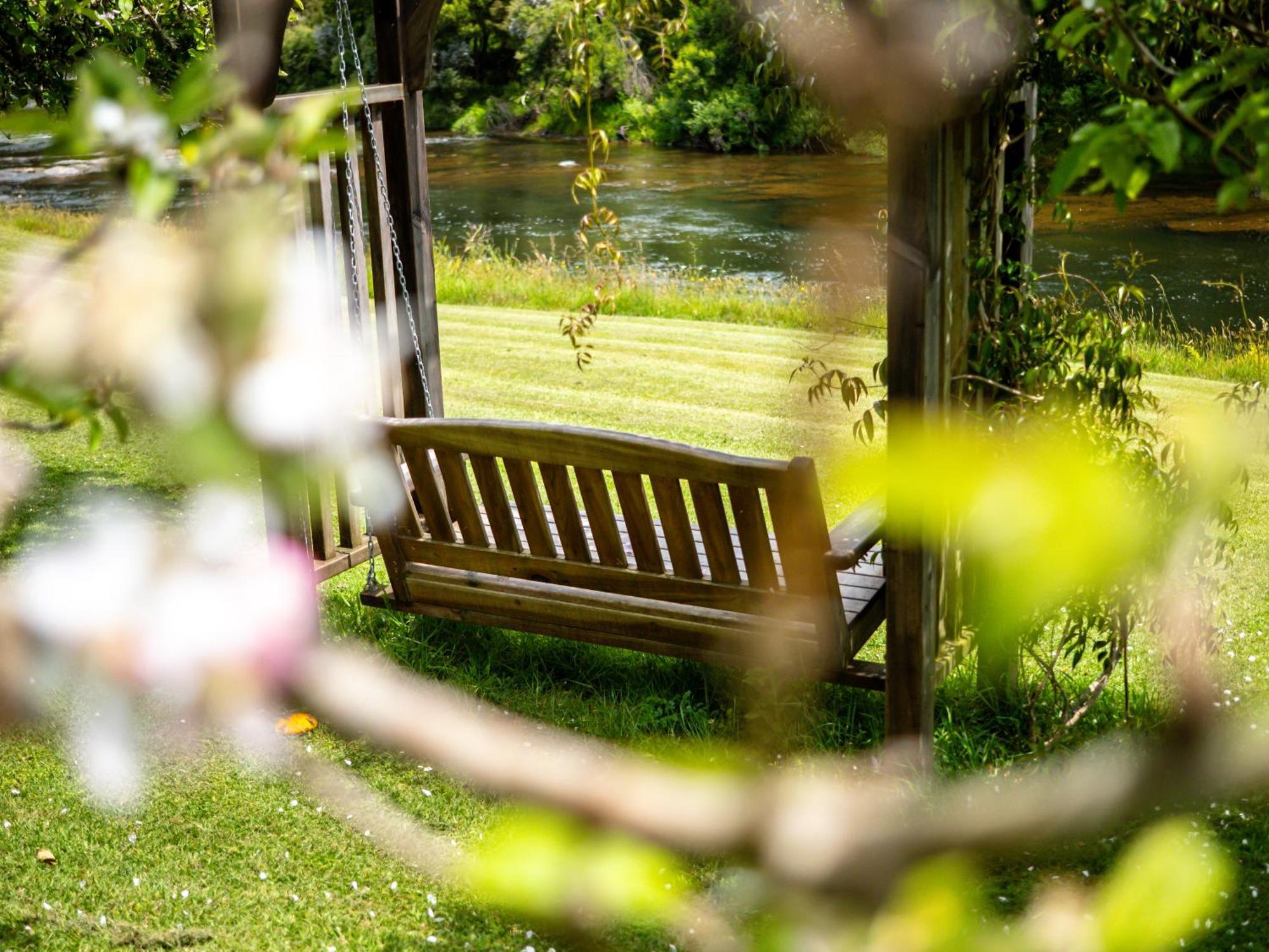 Te Awa Lodge ไปเฮีย ภายนอก รูปภาพ