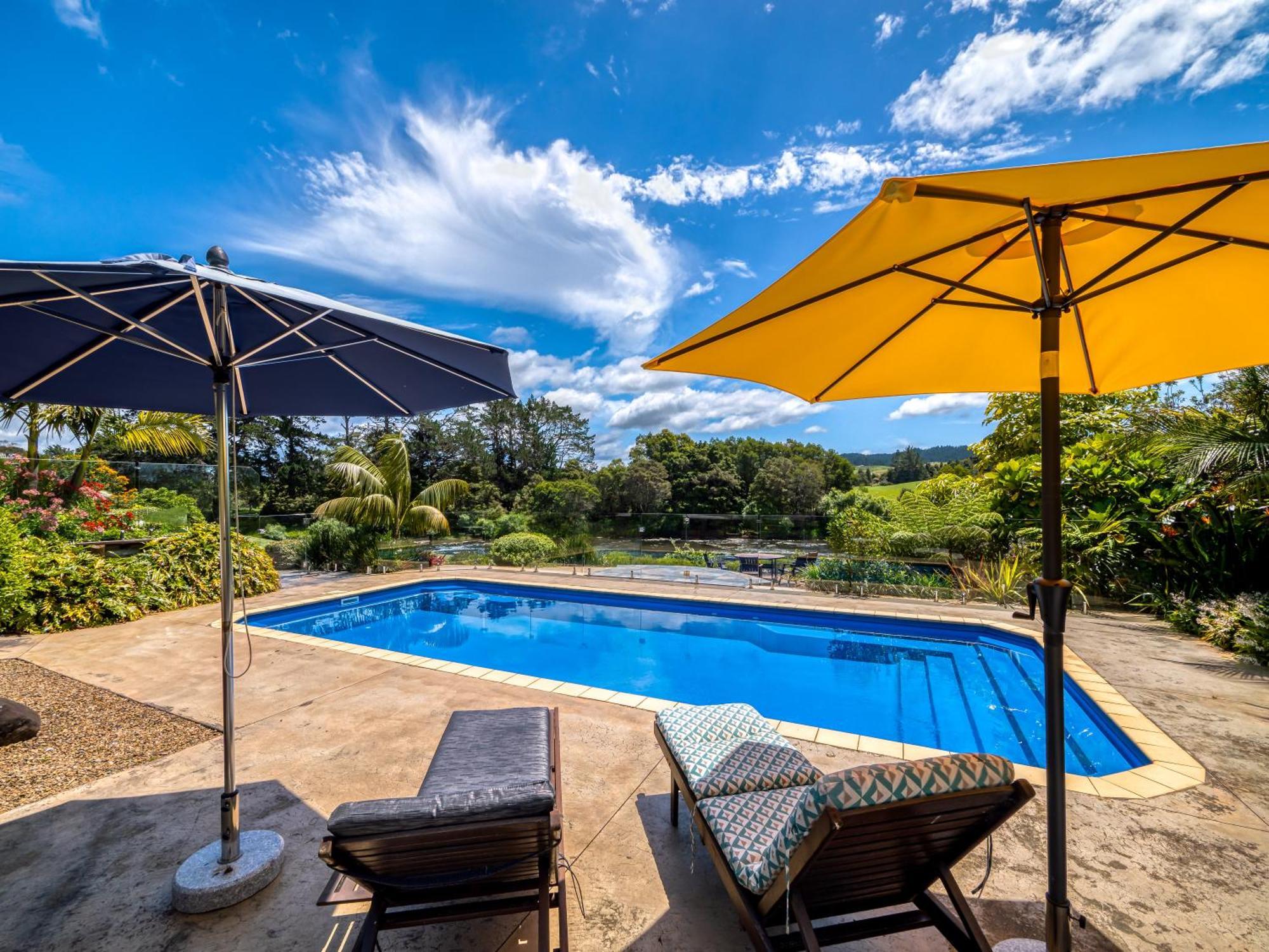 Te Awa Lodge ไปเฮีย ภายนอก รูปภาพ