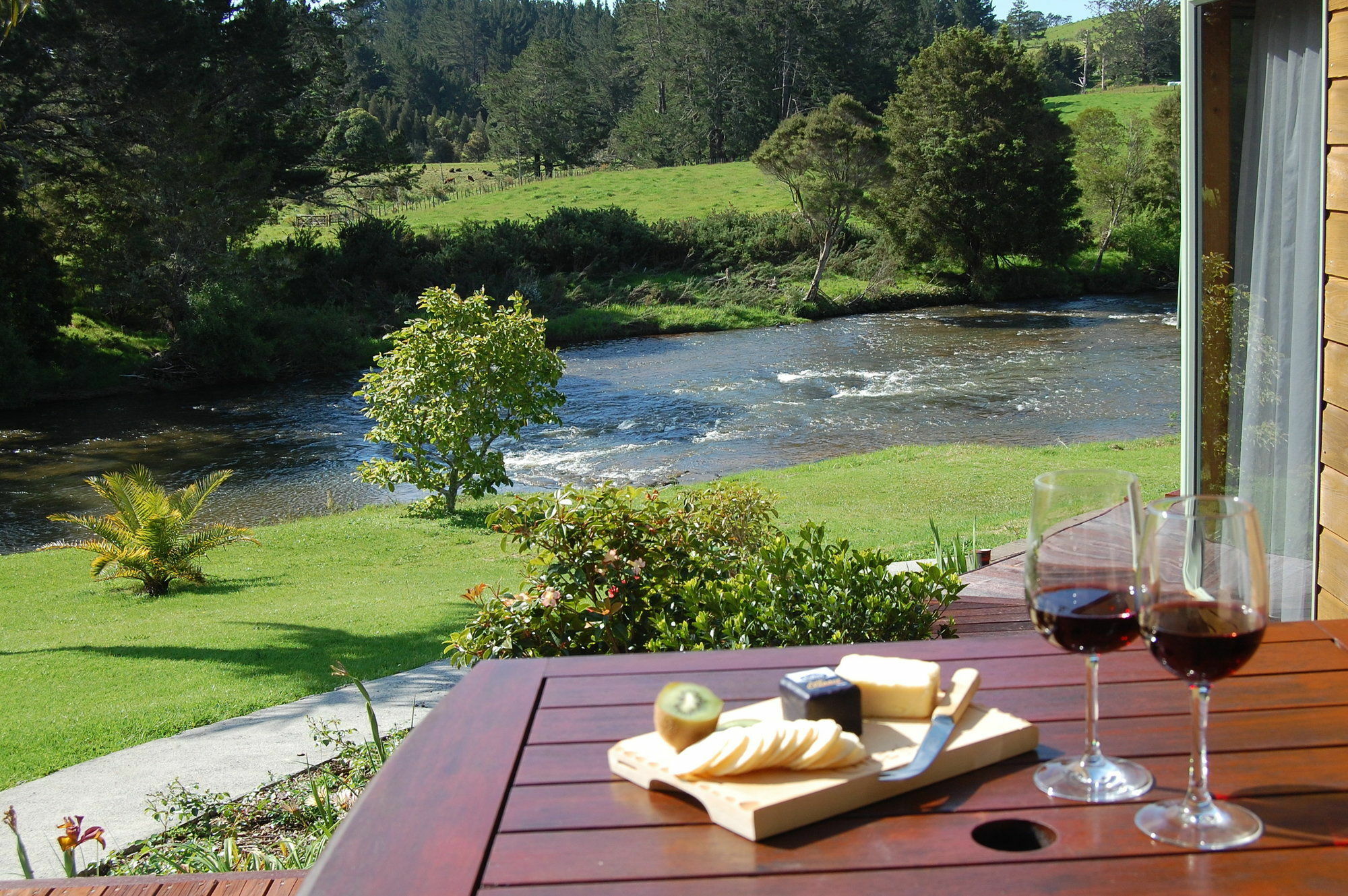 Te Awa Lodge ไปเฮีย ภายนอก รูปภาพ